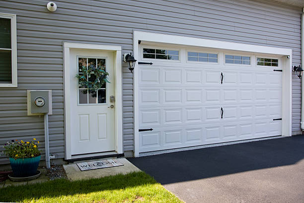 24/7 Emergency Garage Door Panel Replacement experts in Afton, WY